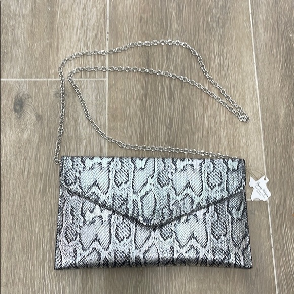 Metallic Python Snake Envelope Crossbody Clutch - Picture 1 of 6